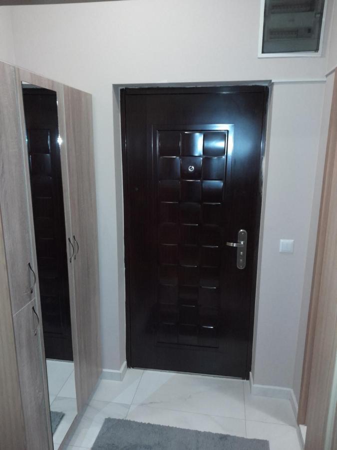 Gray Apartament 2 Пристина Екстериор снимка